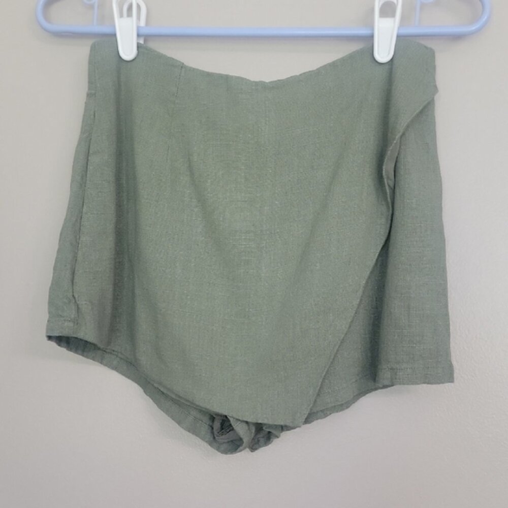 Princess Polly Sage Green Linen Skort Size 6
